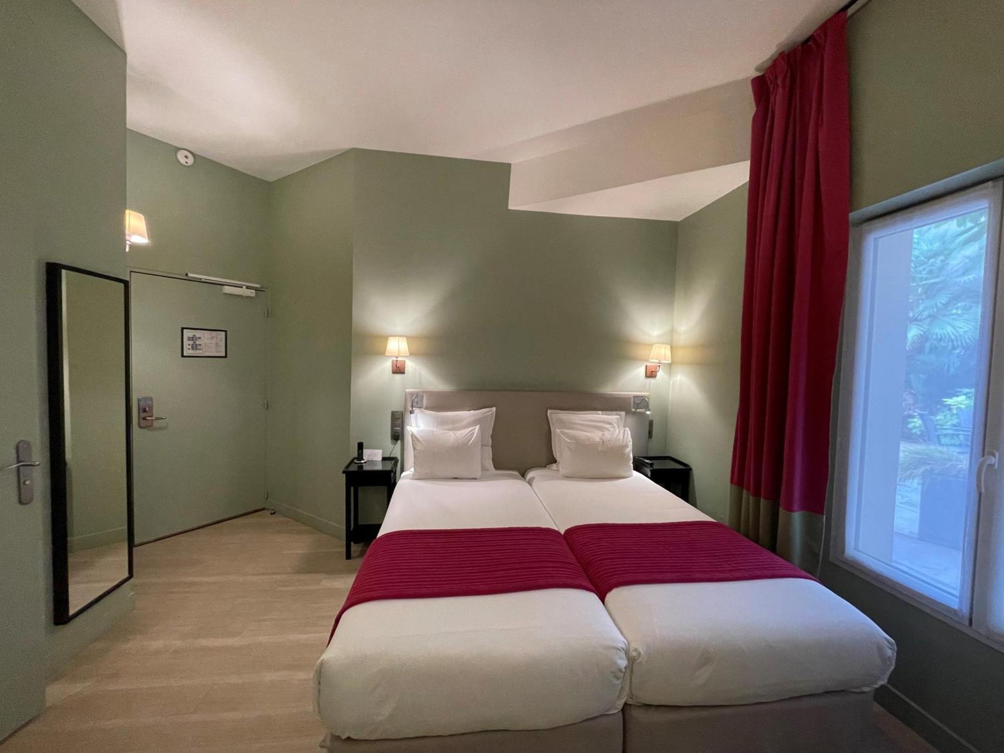 Hotel Orchidee Париж Экстерьер фото